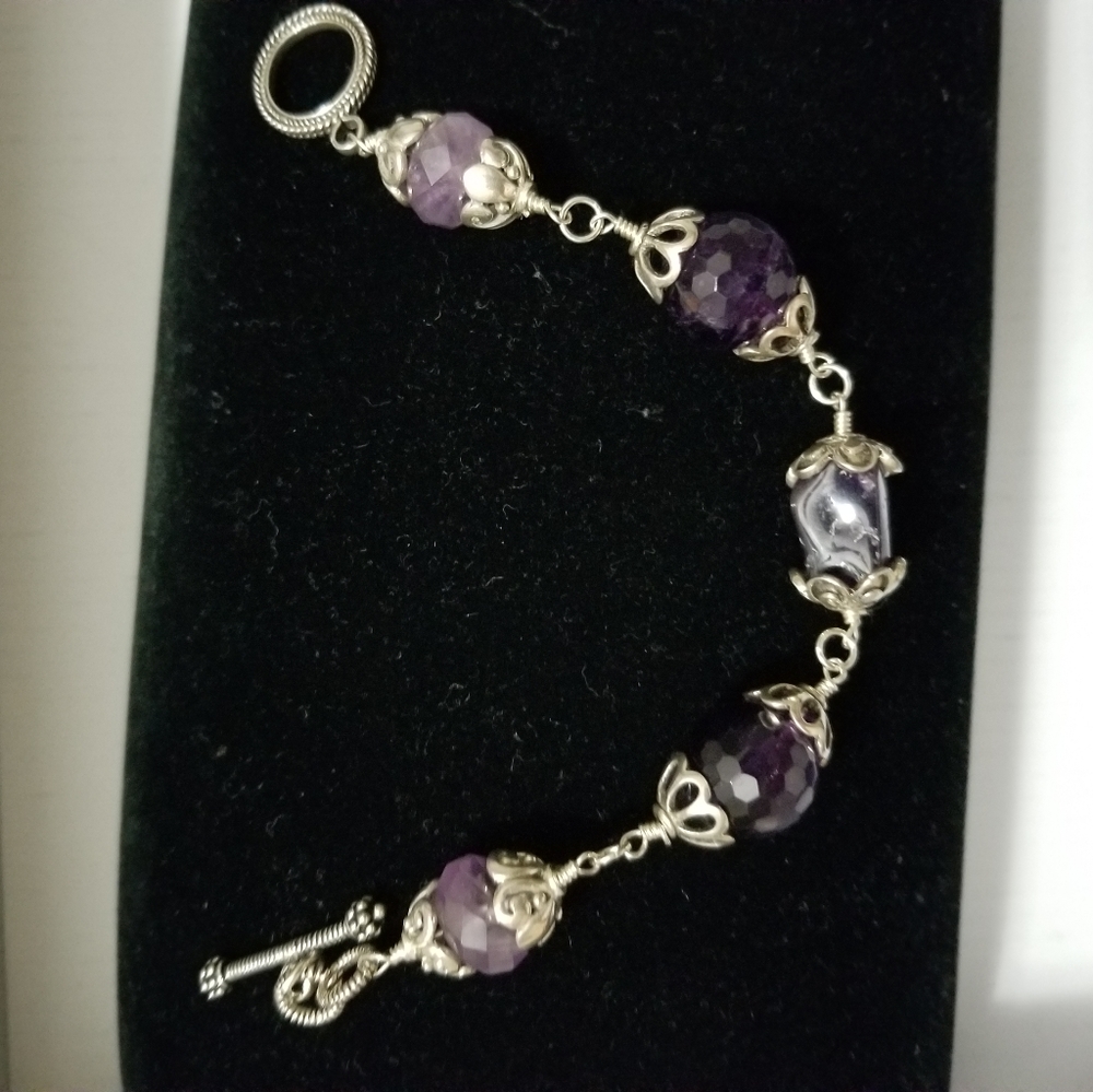 Bracelet